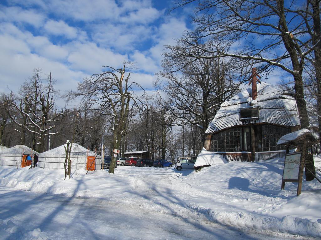 Dobogoko Jurtaszallas Exterior foto